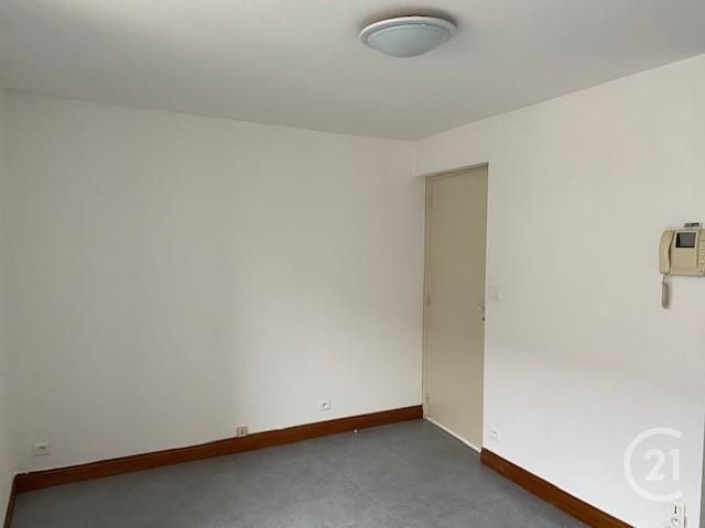 Appartement F1 à louer - 1 pièce - 19.03 m2 - VERDUN - 55 - LORRAINE - Century 21 L'Immobilière Saint Paul