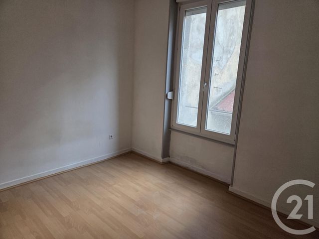 Appartement F2 à vendre - 4 pièces - 89.3 m2 - VERDUN - 55 - LORRAINE - Century 21 L'Immobilière Saint Paul
