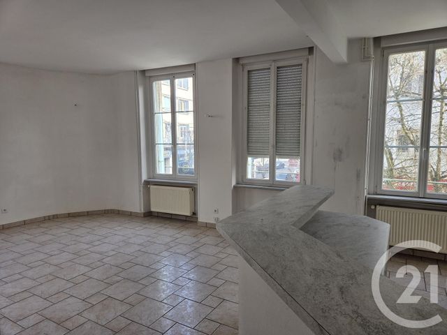 Appartement F2 à vendre - 4 pièces - 89.3 m2 - VERDUN - 55 - LORRAINE - Century 21 L'Immobilière Saint Paul
