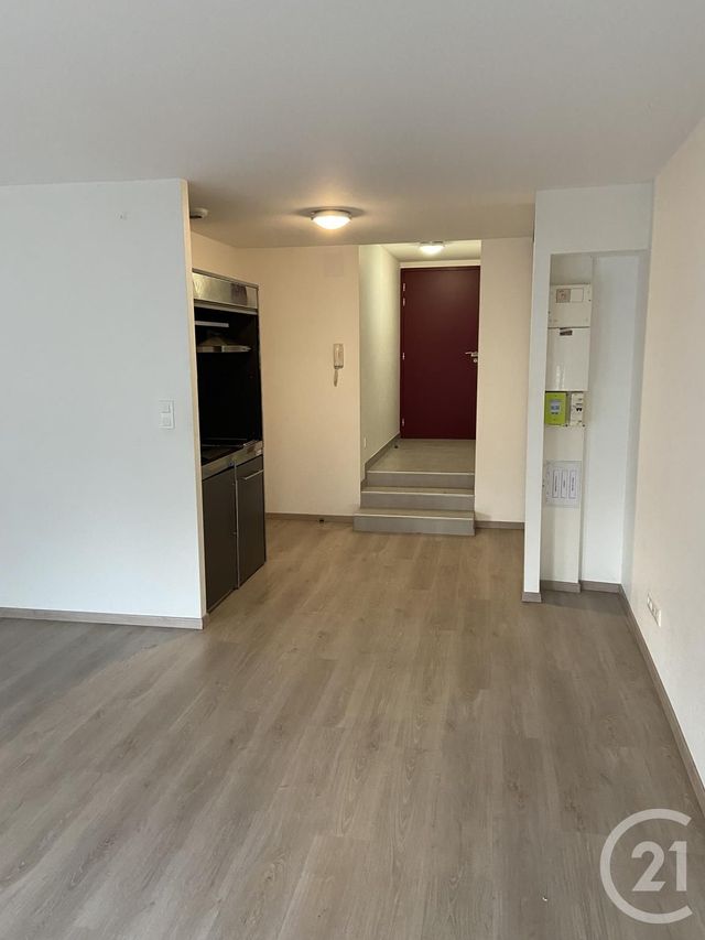 Appartement F1 à louer - 1 pièce - 35.85 m2 - VERDUN - 55 - LORRAINE - Century 21 L'Immobilière Saint Paul