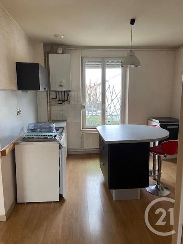 Appartement F3 à louer - 3 pièces - 60.8 m2 - BELLEVILLE SUR MEUSE - 55 - LORRAINE - Century 21 L'Immobilière Saint Paul