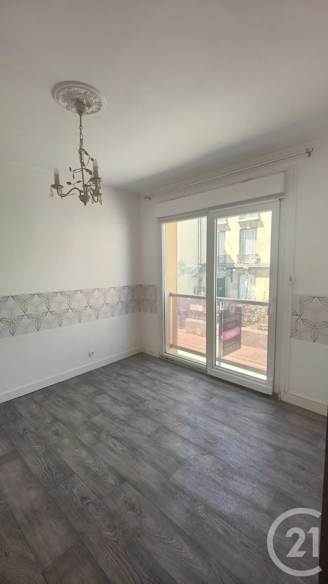 Appartement à vendre - 2 pièces - 37.4 m2 - VERDUN - 55 - LORRAINE - Century 21 L'Immobilière Saint Paul