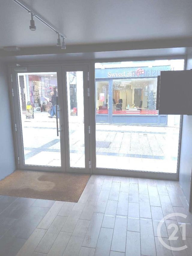 Appartement Local à louer - 3 pièces - 88.0 m2 - VERDUN - 55 - LORRAINE - Century 21 L'Immobilière Saint Paul