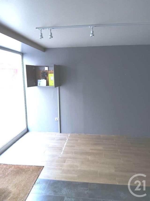 Appartement Local à louer - 3 pièces - 88.0 m2 - VERDUN - 55 - LORRAINE - Century 21 L'Immobilière Saint Paul