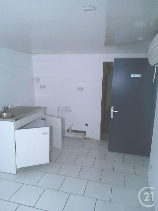 Appartement Local à louer - 3 pièces - 88.0 m2 - VERDUN - 55 - LORRAINE - Century 21 L'Immobilière Saint Paul