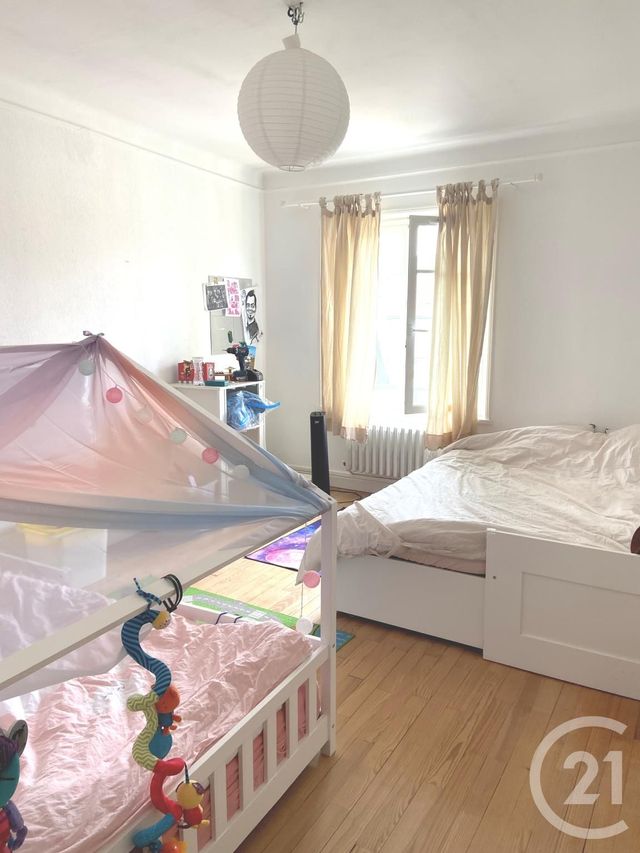 Appartement F4 à louer - 4 pièces - 125.02 m2 - VERDUN - 55 - LORRAINE - Century 21 L'Immobilière Saint Paul