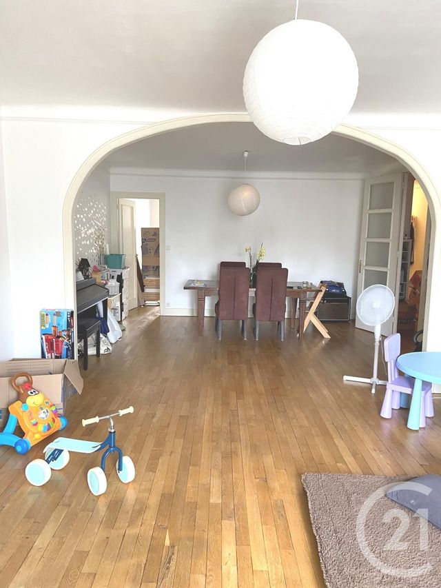 Appartement F4 à louer - 4 pièces - 125.02 m2 - VERDUN - 55 - LORRAINE - Century 21 L'Immobilière Saint Paul
