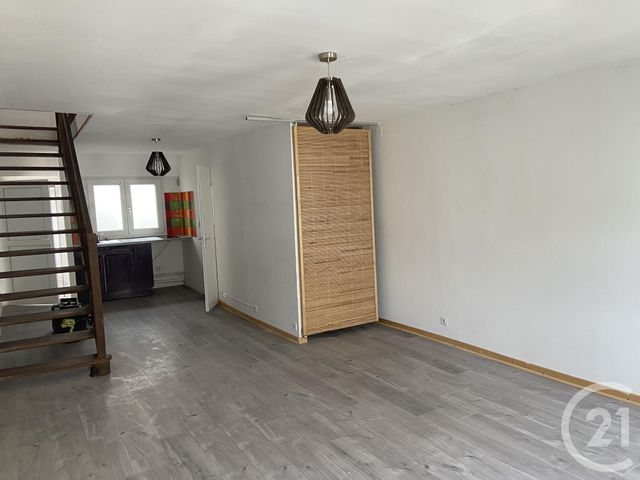 Appartement F2 à louer - 2 pièces - 47.86 m2 - VERDUN - 55 - LORRAINE - Century 21 L'Immobilière Saint Paul