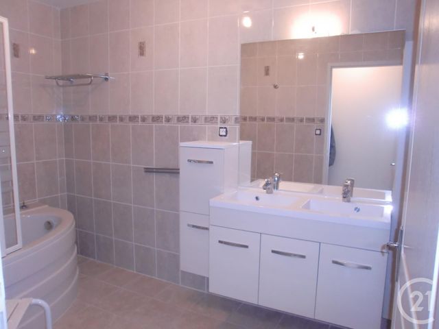 Afficher la photo en grand Appartement F3 à louer - 3 pièces - 85.67 m2 - RUPT EN WOEVRE - 55 - LORRAINE - Century 21 L'Immobilière Saint Paul