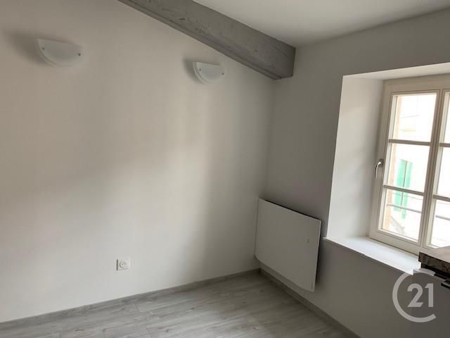 Afficher la photo en grand Appartement F3 à louer - 3 pièces - 58.7 m2 - VERDUN - 55 - LORRAINE - Century 21 L'Immobilière Saint Paul