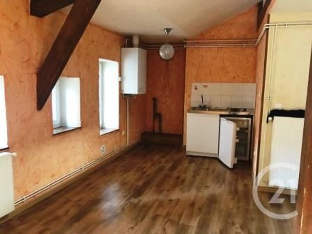 Appartement F1 à louer - 1 pièce - 34.4 m2 - VERDUN - 55 - LORRAINE - Century 21 L'Immobilière Saint Paul Appartement F1 à louer - 1 pièce - 34.4 m2 - VERDUN - 55 - LORRAINE - Century 21 L'Immobilière Saint Paul