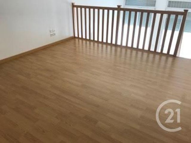 Afficher la photo en grand Appartement F2 à louer - 2 pièces - 56.23 m2 - VERDUN - 55 - LORRAINE - Century 21 L'Immobilière Saint Paul