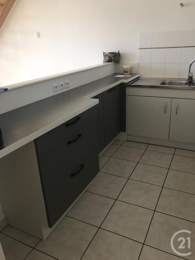 Afficher la photo en grand Appartement F2 à louer - 2 pièces - 56.23 m2 - VERDUN - 55 - LORRAINE - Century 21 L'Immobilière Saint Paul