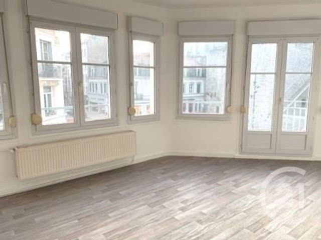 Appartement T2 à louer - 2 pièces - 42.27 m2 - VERDUN - 55 - LORRAINE - Century 21 L'Immobilière Saint Paul