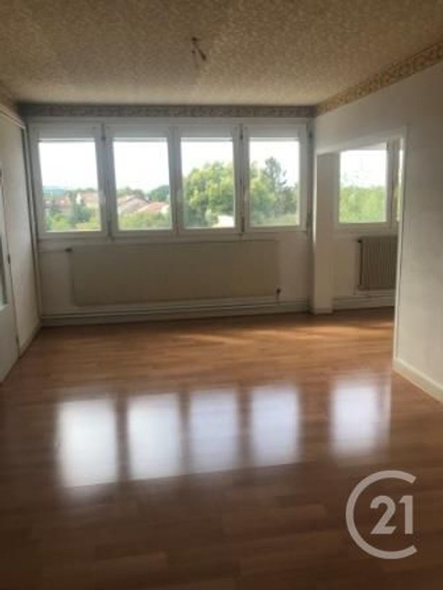 Appartement F4 à louer BELLEVILLE SUR MEUSE