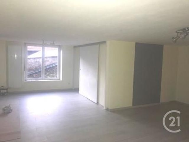 Appartement F1 à louer - 1 pièce - 54.0 m2 - VERDUN - 55 - LORRAINE - Century 21 L'Immobilière Saint Paul