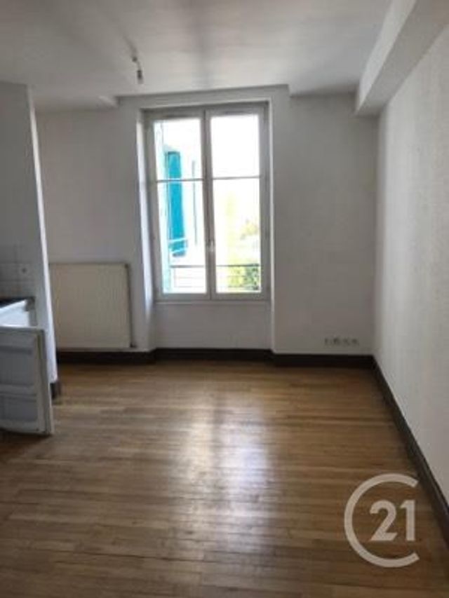 Appartement F2 à louer - 2 pièces - 40.32 m2 - VERDUN - 55 - LORRAINE - Century 21 L'Immobilière Saint Paul