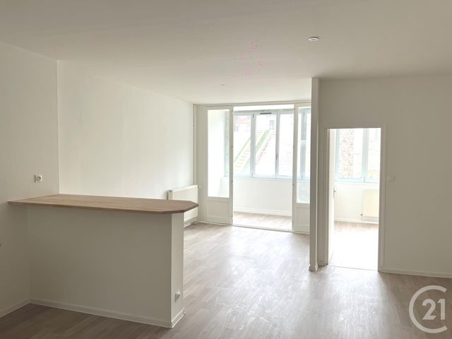 Appartement F3 à louer - 3 pièces - 59.0 m2 - VERDUN - 55 - LORRAINE - Century 21 L'Immobilière Saint Paul