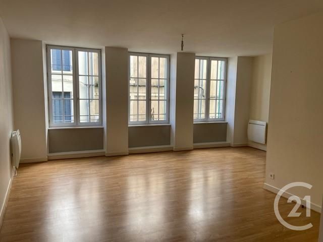 Appartement F2 à louer - 2 pièces - 58.0 m2 - VERDUN - 55 - LORRAINE - Century 21 L'Immobilière Saint Paul