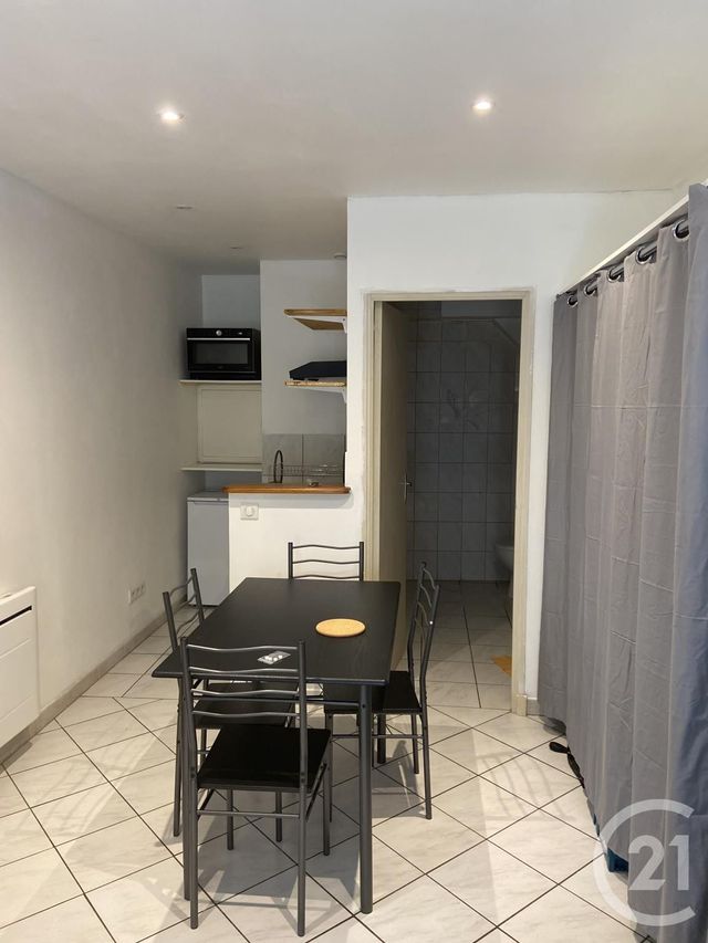 Appartement F1 à louer - 1 pièce - 19.0 m2 - VERDUN - 55 - LORRAINE - Century 21 L'Immobilière Saint Paul
