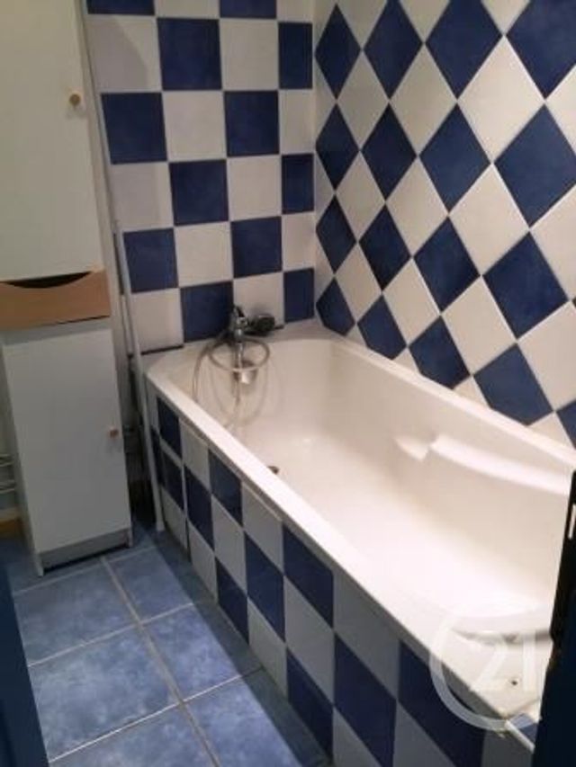 Appartement F2 à louer - 2 pièces - 41.63 m2 - VERDUN - 55 - LORRAINE - Century 21 L'Immobilière Saint Paul