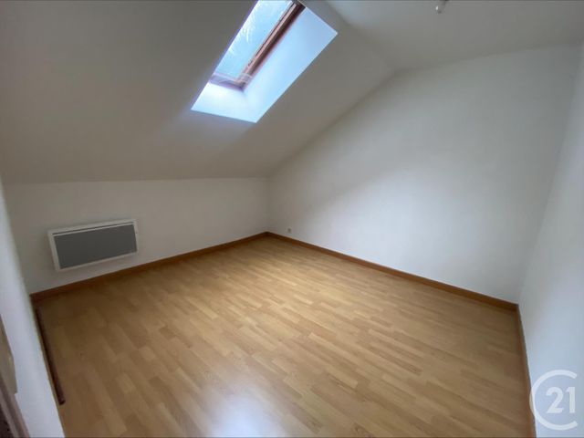 Appartement F4 à louer - 4 pièces - 94.05 m2 - DUN SUR MEUSE - 55 - LORRAINE - Century 21 L'Immobilière Saint Paul