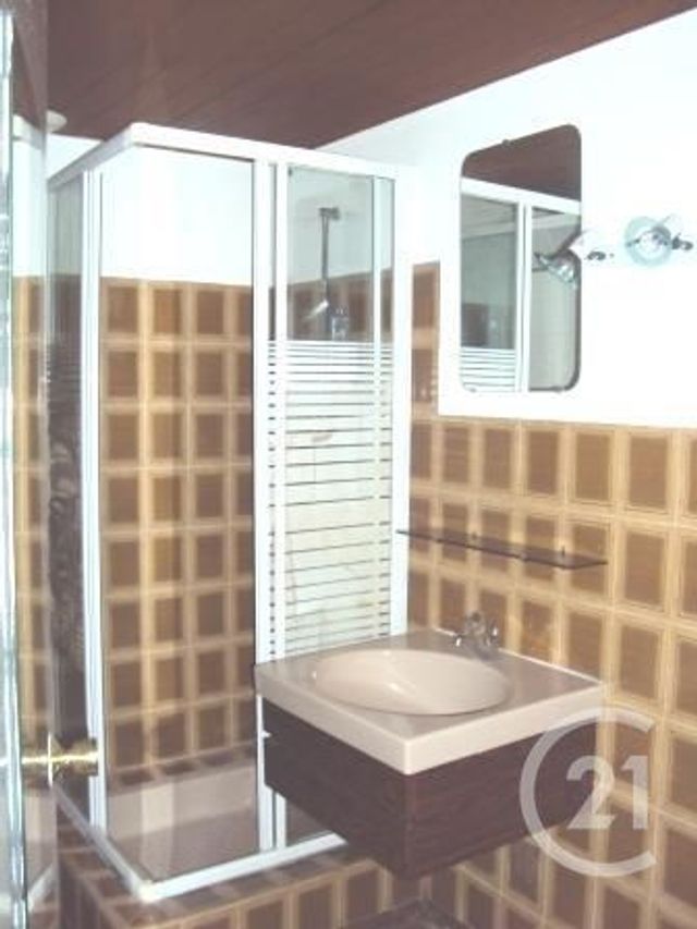 Appartement Studio à louer - 1 pièce - 33.0 m2 - VERDUN - 55 - LORRAINE - Century 21 L'Immobilière Saint Paul