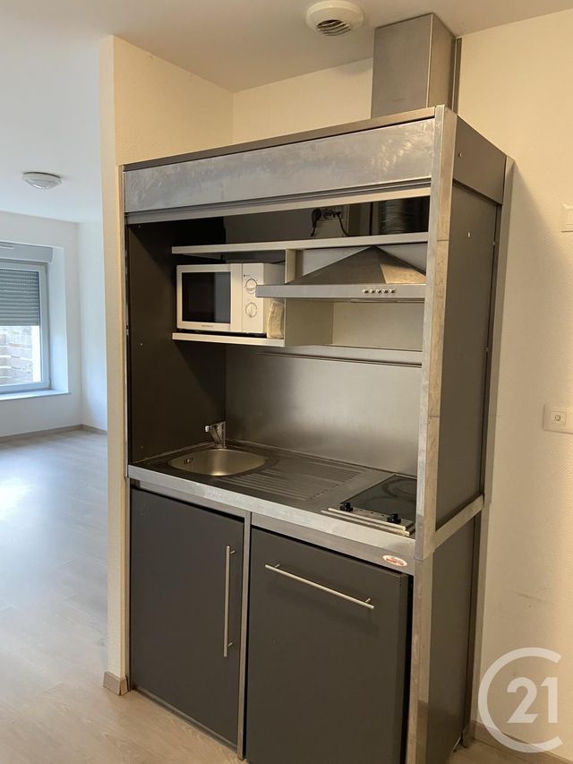 Appartement F1 à louer - 1 pièce - 40.0 m2 - VERDUN - 55 - LORRAINE - Century 21 L'Immobilière Saint Paul