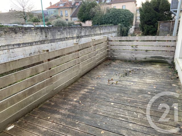 Appartement F1 à louer - 1 pièce - 40.0 m2 - VERDUN - 55 - LORRAINE - Century 21 L'Immobilière Saint Paul